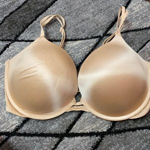 Victoria’s Secret bra